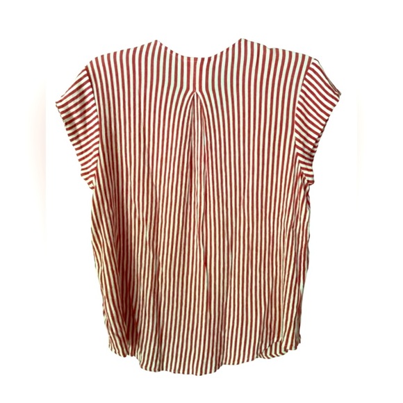 Liz Claiborne 100% rayon blouse, L, red/white vertical (slenderizing!) stripe. - Picture 2 of 6